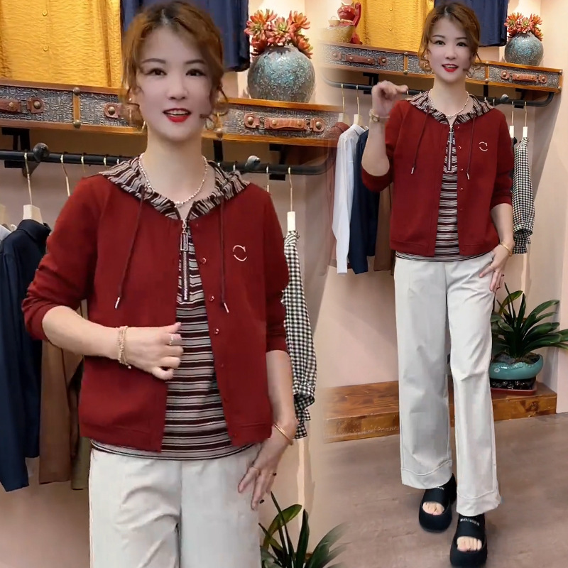 假兩件條紋連帽衫